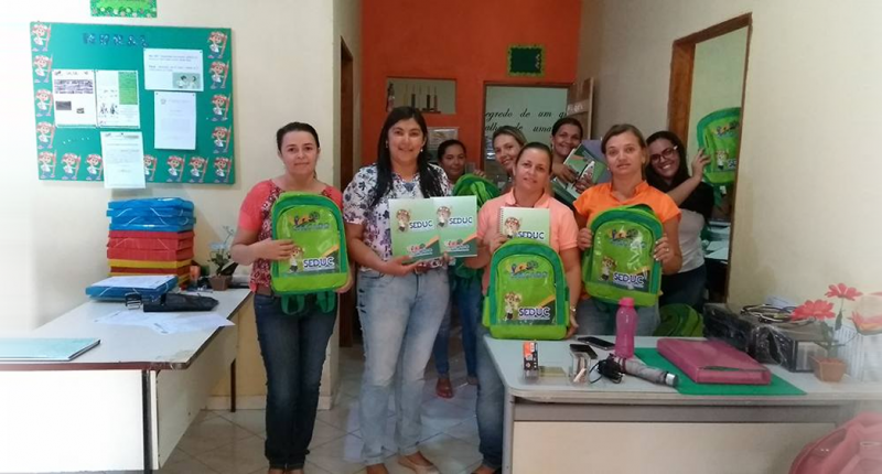 Preparação dos Kits Escolares 2018