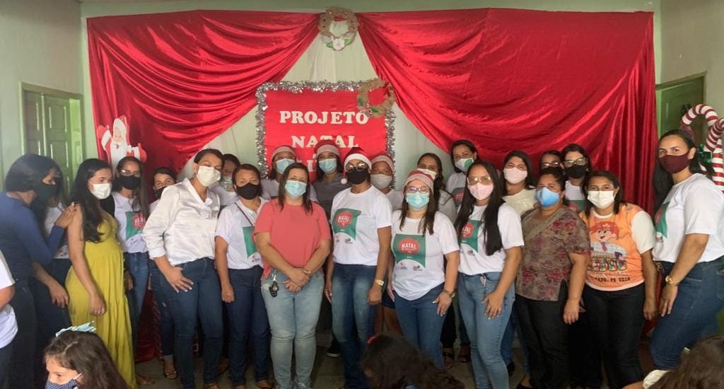 Projeto Natal Solidário Ano V Passa por Escolas de Calçados