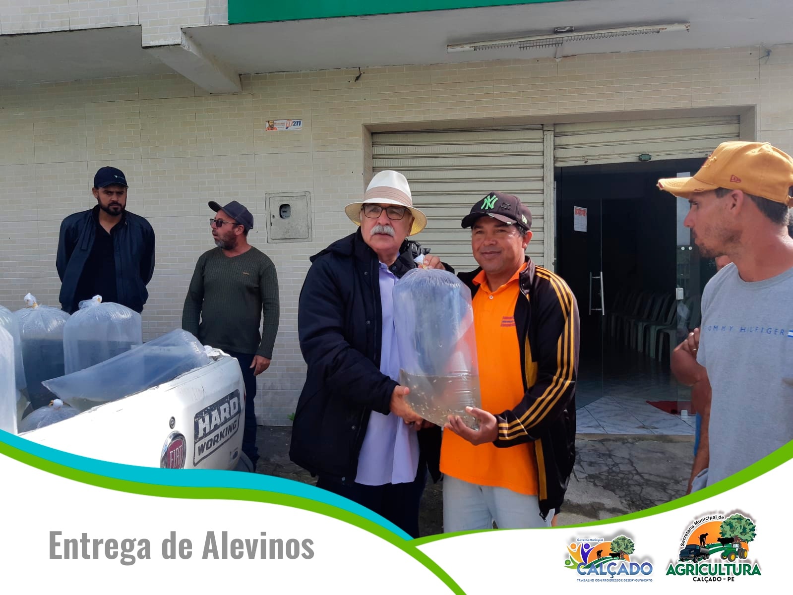 Prefeitura de Calçado realiza entrega de 80 mil alevinos por meio da Secretaria de Agricultura